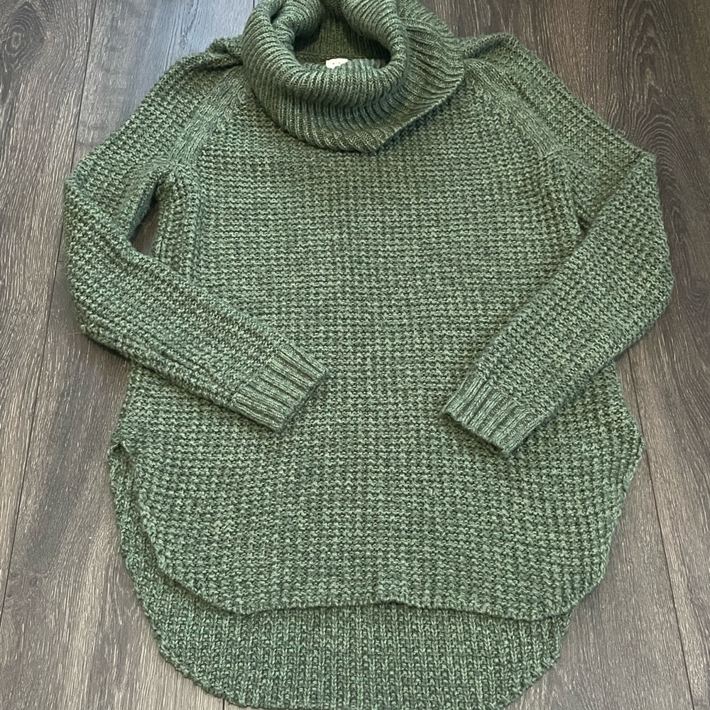 Chunky green sweater